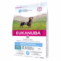 2,3 kg Eukanuba Daily Care Adult Weight Control Small/Medium száraz kutyatáp 10% árengedménnyel